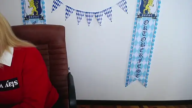 JessikaDaniel online show from October 2025 06:11:02 AM