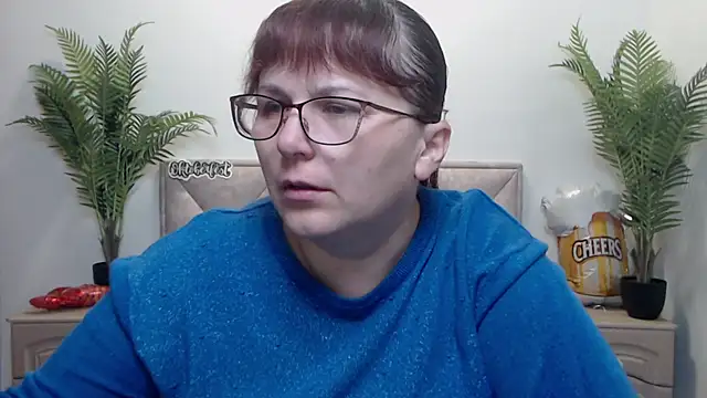 Snapshot of AliceInksSweetty chatting on October 2025 06:56:02 AM AliceInksSweetty online show from October 2025 06:56:02 AM