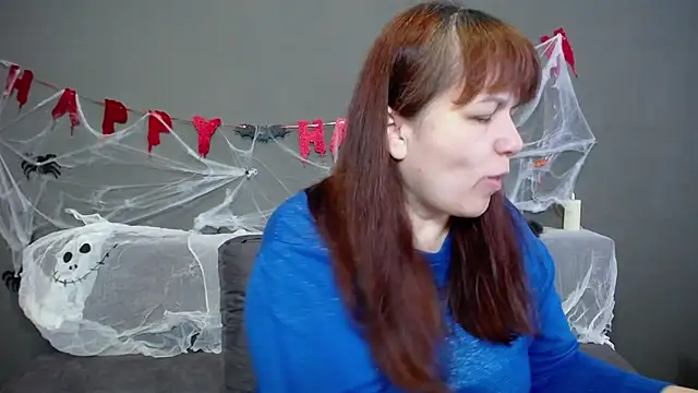 Snapshot of AliceInksSweetty chatting on October 2025 07:03:02 AM AliceInksSweetty online show from October 2025 07:03:02 AM