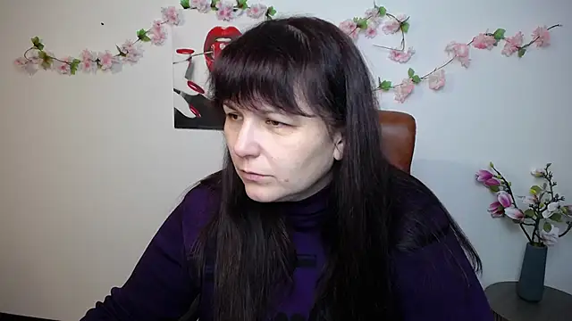 Snapshot of AliceInksSweetty chatting on November 2025 07:08:02 AM AliceInksSweetty online show from November 2025 07:08:02 AM