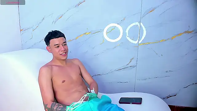 SecretsParty online show from November 2025 08:22:02 PM