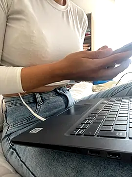 Snapshot of DulceMya6 chatting on September 2025 08:53:01 PM DulceMya6 online show from September 2025 08:53:01 PM