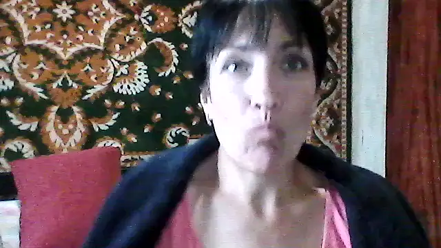 Snapshot of SunnyAmorre chatting on May 2026 10:32:02 AM SunnyAmorre online show from May 2026 10:32:02 AM