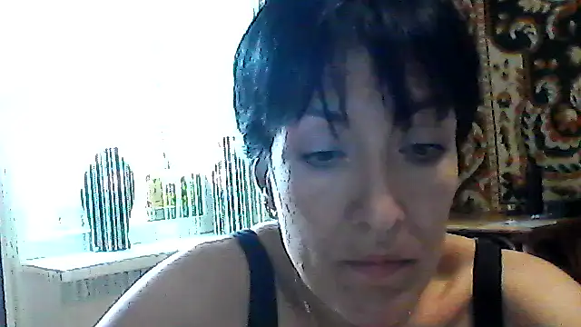 SunnyAmorre online show from June 2026 12:25:01 PM