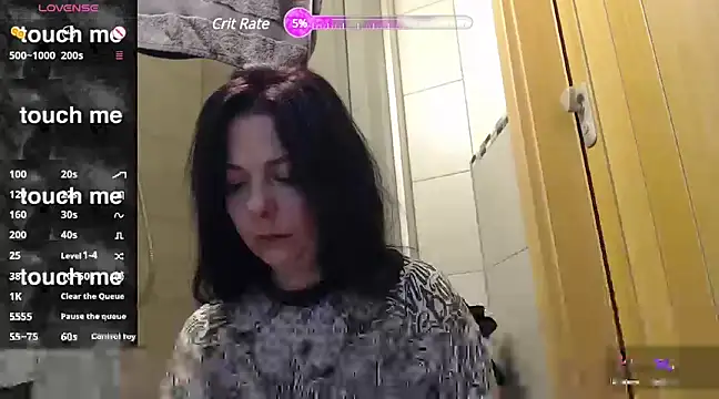 Snapshot of LaraLoviaAndFriends chatting on January 2025 07:45:01 AM LaraLoviaAndFriends online show from January 2025 07:45:01 AM