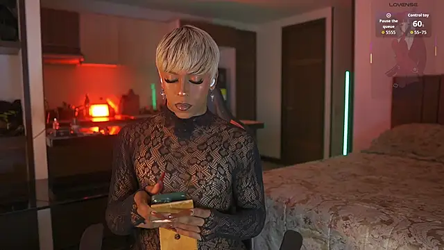 Snapshot of AmberRaus chatting on November 2025 02:13:01 AM AmberRaus online show from November 2025 02:13:01 AM