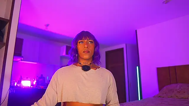 Snapshot of AmberRaus chatting on November 2025 02:32:01 AM AmberRaus online show from November 2025 02:32:01 AM