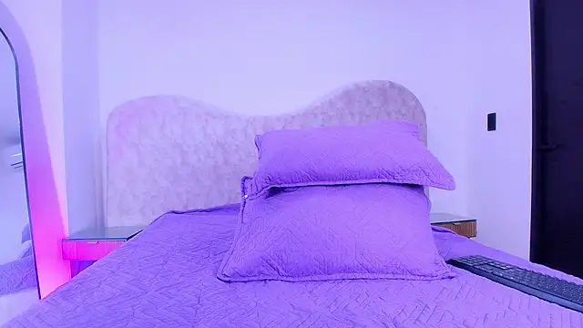 Snapshot of shelsyloreds chatting on November 2025 12:16:02 PM shelsyloreds online show from November 2025 12:16:02 PM