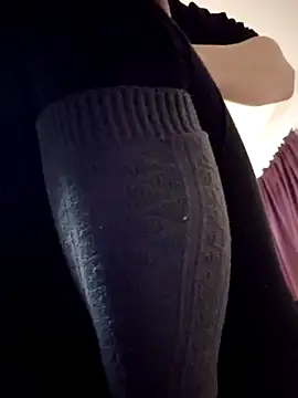 AmethystFoxx online show from February 2025 06:06:01 PM