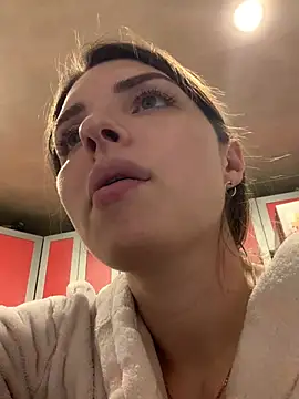 SeducingYoghourt online show from February 2026 04:58:02 PM