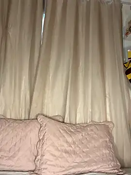 Kaiisa  online show from November 2025 08:32:01 PM