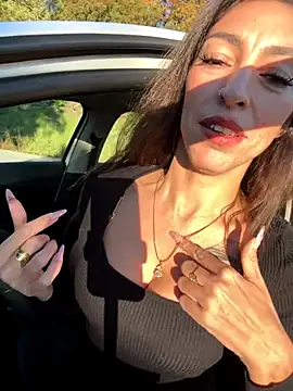 amanilouve online show from December 2025 08:20:02 AM