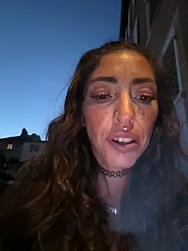 amanilouve online show from March 2026 05:53:02 PM