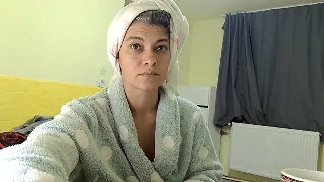 Snapshot of MercyLove chatting on October 2025 02:16:02 PM MercyLove online show from October 2025 02:16:02 PM