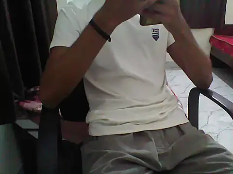 Snapshot of sour_rabh chatting on October 2025 05:25:01 PM sour rabh online show from October 2025 05:25:01 PM