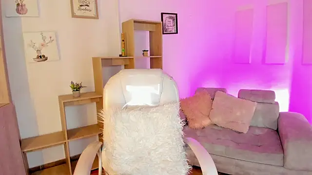 Snapshot of Antonnella_3 chatting on September 2025 12:26:01 PM Antonnella 3 online show from September 2025 12:26:01 PM