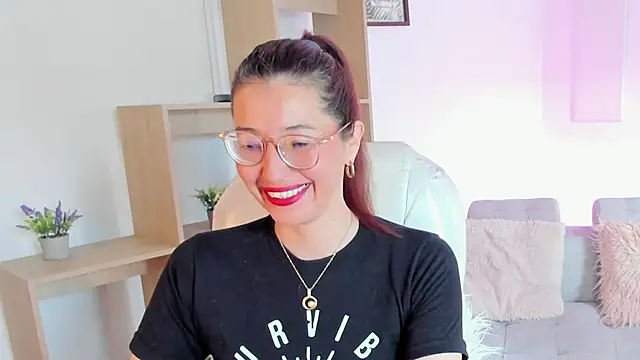 Snapshot of Antonnella_3 chatting on September 2025 12:40:01 PM Antonnella 3 online show from September 2025 12:40:01 PM