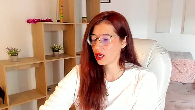 Snapshot of Antonnella_3 chatting on October 2025 01:10:02 PM Antonnella 3 online show from October 2025 01:10:02 PM