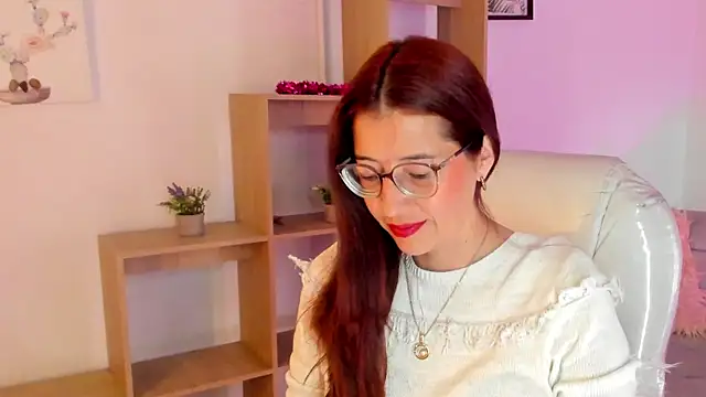 Snapshot of Antonnella_3 chatting on November 2025 01:02:01 PM Antonnella 3 online show from November 2025 01:02:01 PM