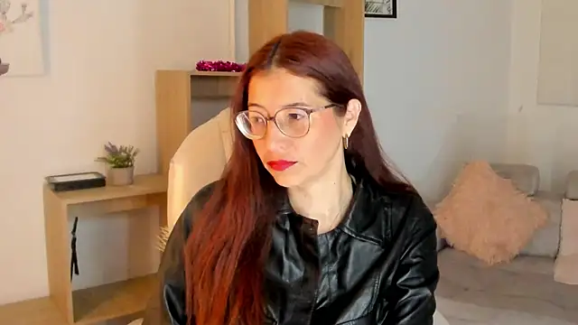 Snapshot of Antonnella_3 chatting on November 2025 12:29:02 PM Antonnella 3 online show from November 2025 12:29:02 PM