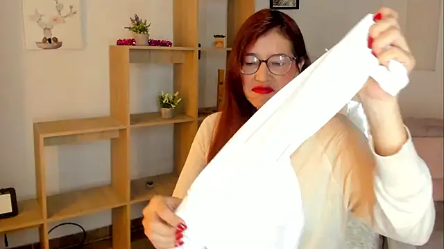 Snapshot of Antonnella_3 chatting on November 2025 12:16:02 PM Antonnella 3 online show from November 2025 12:16:02 PM