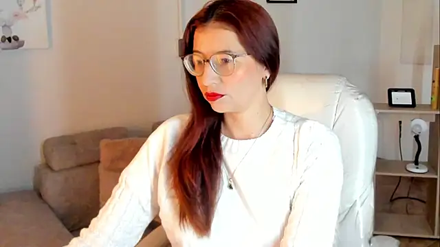 Snapshot of Antonnella_3 chatting on December 2025 12:14:02 PM Antonnella 3 online show from December 2025 12:14:02 PM