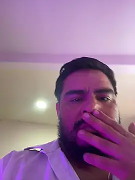 MichaelBear  online show from January 2026 06:10:01 PM