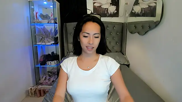 reighnempress online show from March 2026 01:54:01 AM