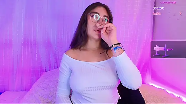 Samii Evans online show from January 2025 05:19:01 AM