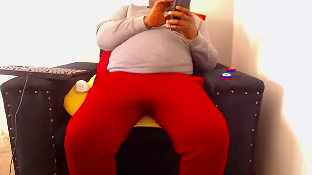 zuluboyxx online show from June 2026 06:20:01 AM