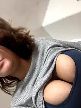 Snapshot of Juliana_News chatting on November 2025 04:46:01 AM Juliana News online show from November 2025 04:46:01 AM