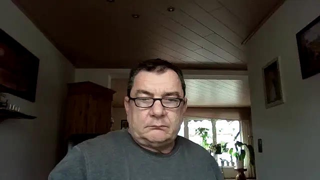 Nobbie444 online show from February 2026 12:01:02 PM