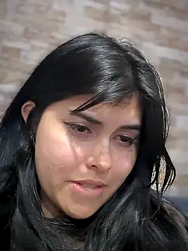 Snapshot of Alyaa_s chatting on October 2025 04:42:01 AM Alyaa s online show from October 2025 04:42:01 AM