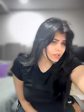 Snapshot of Alyaa_s chatting on October 2025 02:47:02 AM Alyaa s online show from October 2025 02:47:02 AM