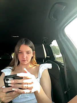 DoriDeluxe66 online show from September 2025 07:32:02 AM