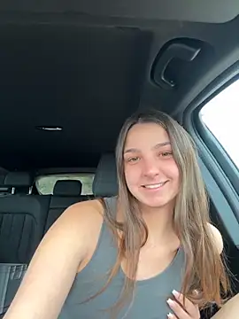 DoriDeluxe66 online show from October 2025 08:01:01 AM