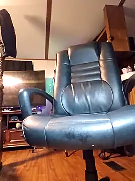 Snapshot of chosen923 chatting on November 2025 02:36:01 AM chosen923 online show from November 2025 02:36:01 AM