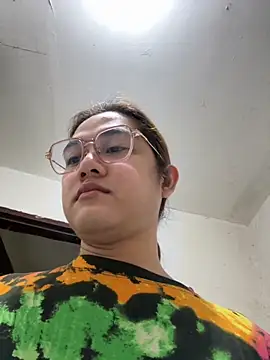 Snapshot of MarieLoveGlamorous chatting on November 2025 12:49:02 PM MarieLoveGlamorous online show from November 2025 12:49:02 PM