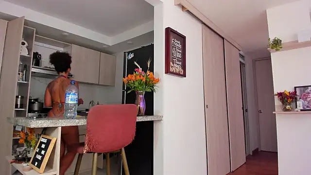 karlye 5 online show from January 2025 06:33:02 PM