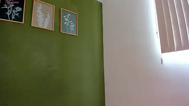 karlye 5 online show from April 2026 02:39:01 PM