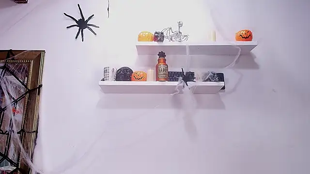 naia blessed online show from October 2025 07:09:02 PM