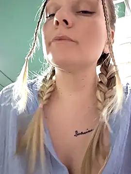 Bondgirl 013 online show from April 2026 05:21:01 PM