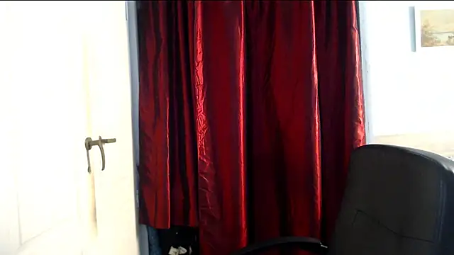 Snapshot of ryhhnnagold99 chatting on October 2025 08:18:01 AM ryhhnnagold99 online show from October 2025 08:18:01 AM