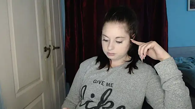 Snapshot of ryhhnnagold99 chatting on November 2025 01:54:02 PM ryhhnnagold99 online show from November 2025 01:54:02 PM