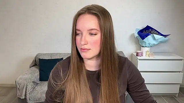 EvaMaddison online show from February 2026 05:21:01 PM