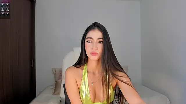 Snapshot of RebeccaBaxter chatting on February 2025 02:59:02 PM RebeccaBaxter online show from February 2025 02:59:02 PM