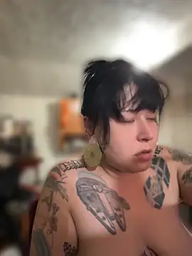 evacheers online show from April 2026 09:15:01 PM