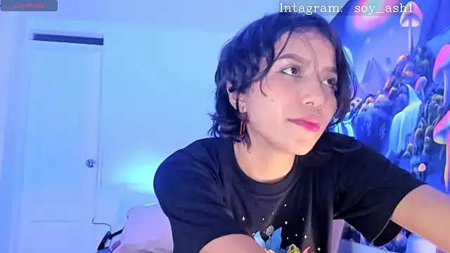 Snapshot of Ashlleycam_ chatting on January 2025 02:31:01 AM Ashlleycam  online show from January 2025 02:31:01 AM