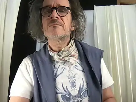 GioApri online show from April 2026 12:32:01 PM