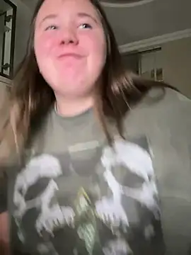 remirann  online show from December 2024 05:42:01 PM